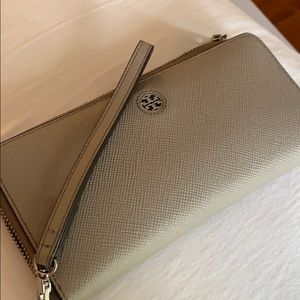 Tory Burch Wallet